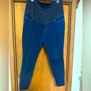 Maurice’s Maternity full panel jeggings XXL